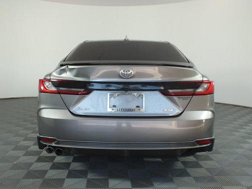 Metal 2025 Toyota Camry XSE