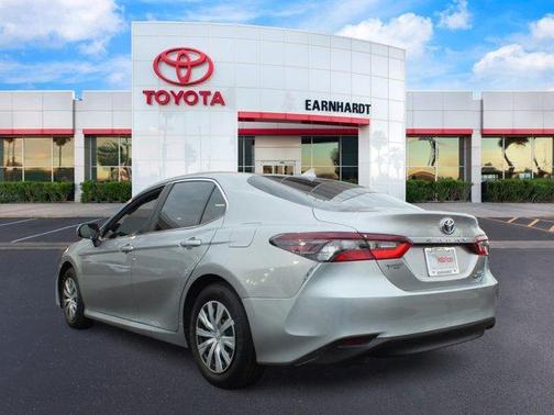 2023 Toyota Camry Hybrid LE