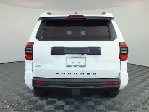 Ice 2025 Toyota 4Runner SR5
