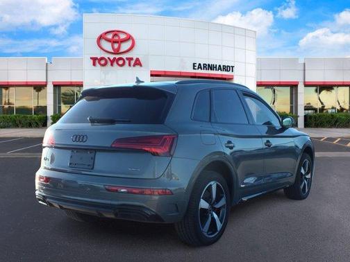 2024 Audi Q5 45 S line quattro Premium