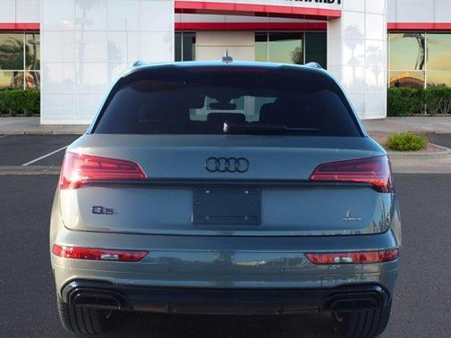 2024 Audi Q5 45 S line quattro Premium