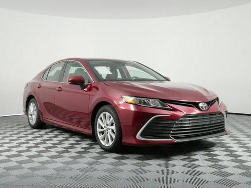 Ruby Flare Pearl 2021 Toyota Camry LE