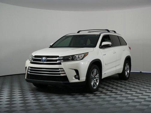 Blizzard Pearl 2017 Toyota Highlander Hybrid Limited