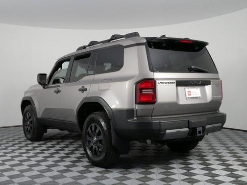 Meteorite 2025 Toyota Land Cruiser Base