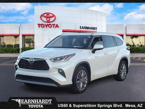 2021 Toyota Highlander Hybrid Platinum