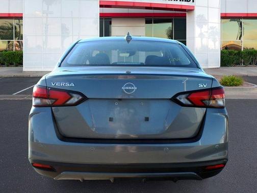 2023 Nissan Versa 1.6 SV