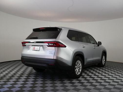 Celestial Silver Metallic 2025 Toyota Grand Highlander XLE 1-OWNER