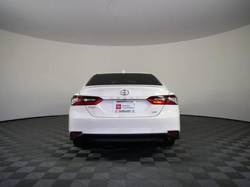 Ice 2023 Toyota Camry LE