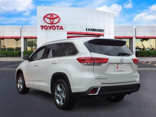 2017 Toyota Highlander Limited