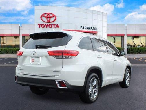 2017 Toyota Highlander Limited