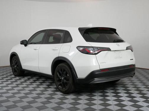 Platinum White Pearl 2024 Honda HR-V Sport