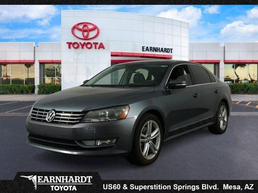 Platinum Gray Metallic 2014 Volkswagen Passat 2.0L TDI SEL Premium