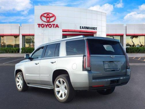 2020 Cadillac Escalade Luxury