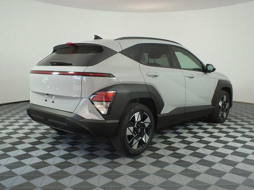 Cyber Gray Metallic 2025 Hyundai KONA SEL