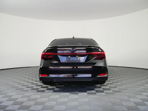 Midnight Black Metallic 2022 Toyota Avalon Hybrid XSE Nightshade