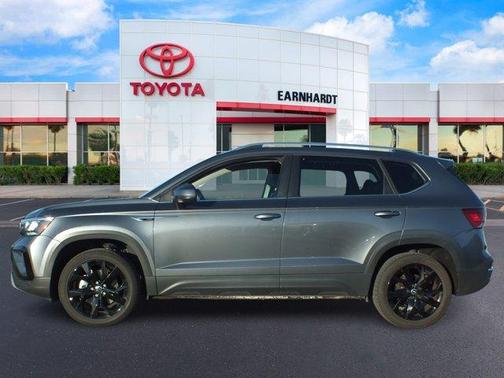 2023 Volkswagen Taos 1.5T SE