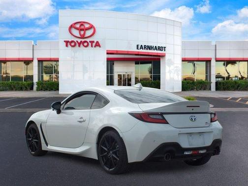 2024 Toyota GR86 Premium