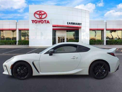 2024 Toyota GR86 Premium