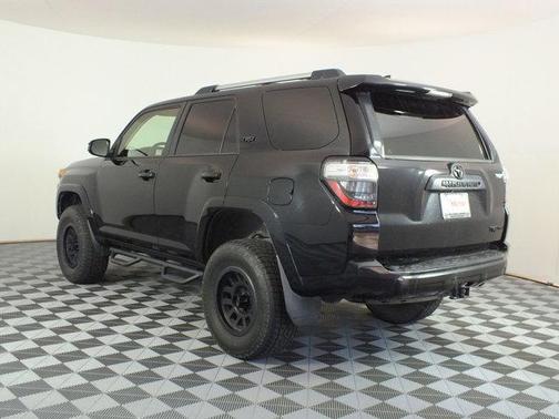 Midnight Black Metallic 2018 Toyota 4Runner TRD Pro