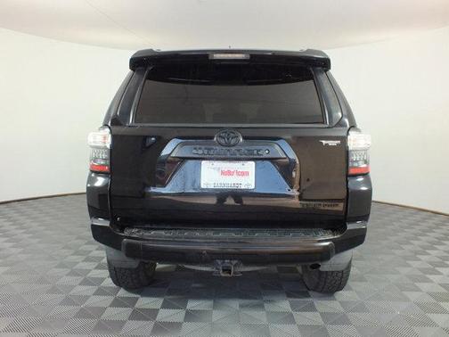 Midnight Black Metallic 2018 Toyota 4Runner TRD Pro