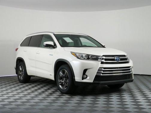 Blizzard Pearl 2018 Toyota Highlander Hybrid Limited
