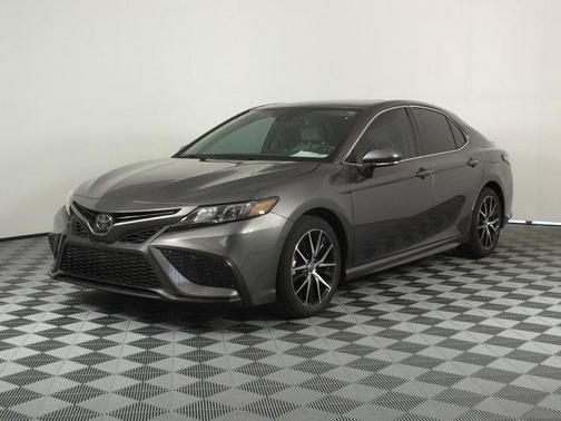 Predawn Gray Mica 2023 Toyota Camry SE