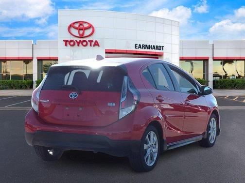 2017 Toyota Prius c Four