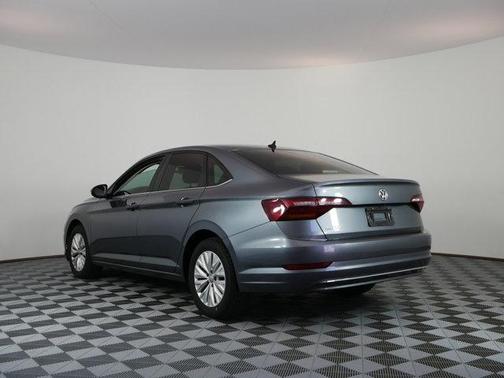 Platinum Gray Metallic 2019 Volkswagen Jetta 1.4T S