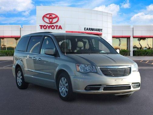 2015 Chrysler Town & Country Touring