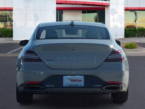 2024 Genesis G70 2.5T