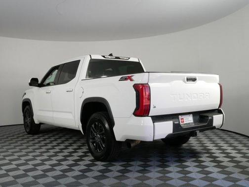 Ice 2023 Toyota Tundra SR5