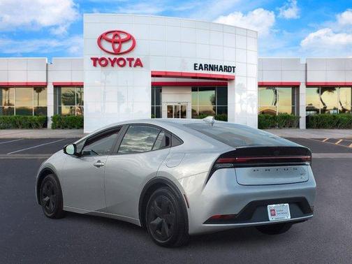 2025 Toyota Prius LE