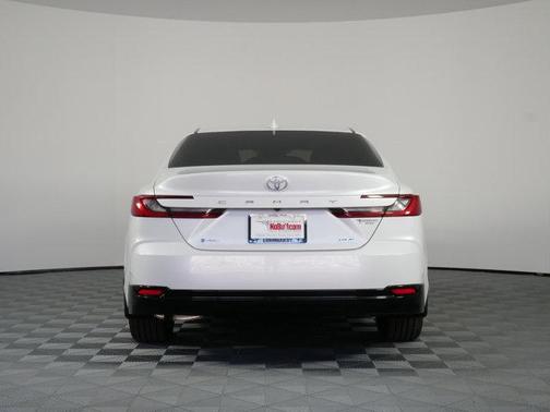 Wind Chill Pearl 2026 Toyota Camry XLE