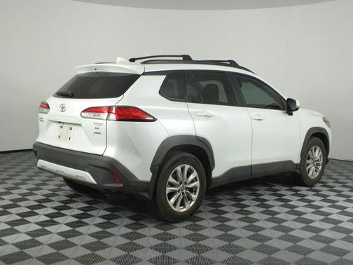 Wind Chill Pearl 2023 Toyota Corolla Cross LE