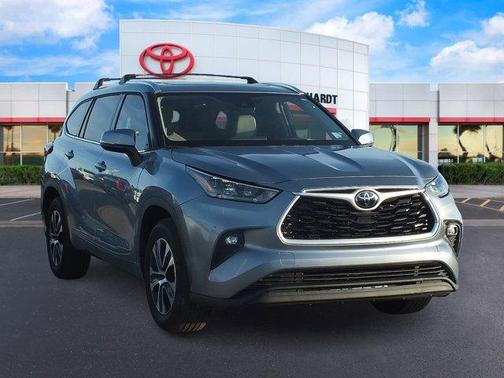 2020 Toyota Highlander XLE