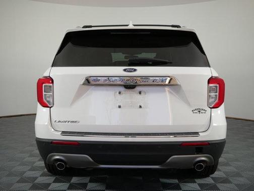 Star White 2023 Ford Explorer Limited