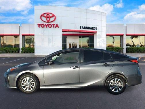 2020 Toyota Prius XLE