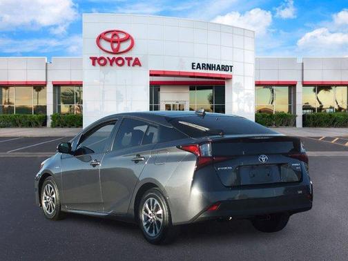 2020 Toyota Prius XLE