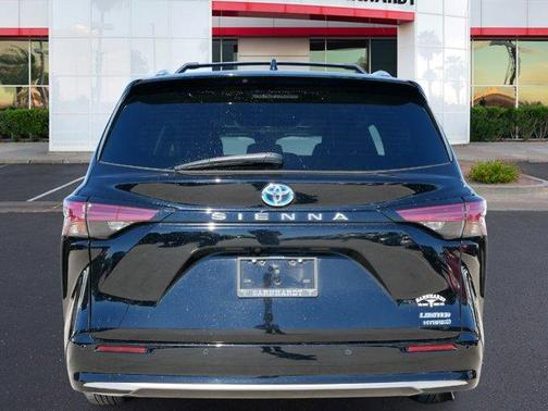 2022 Toyota Sienna Limited