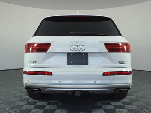 2017 Audi Q7 3.0T Premium Plus