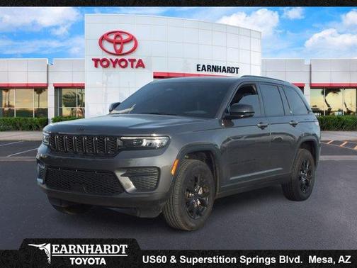 2025 Jeep Grand Cherokee Laredo