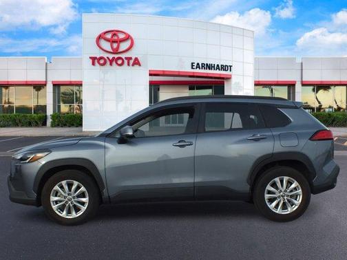2023 Toyota Corolla Cross LE