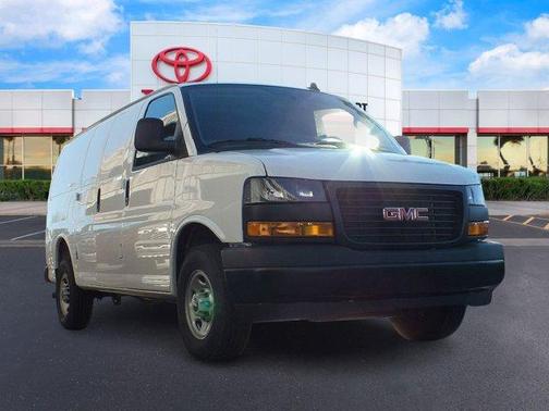 2025 GMC Savana 2500 Work Van