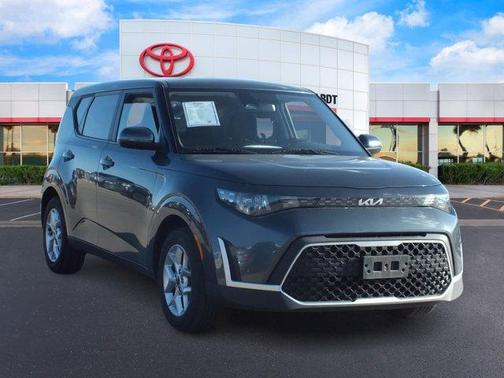 2023 Kia Soul LX