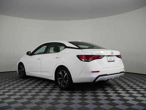 Cloud White 2024 Nissan Sentra SV