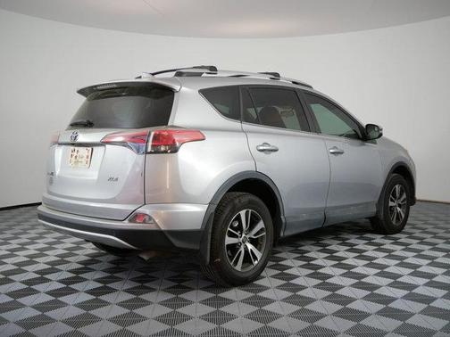 Silver Sky Metallic 2016 Toyota RAV4 XLE