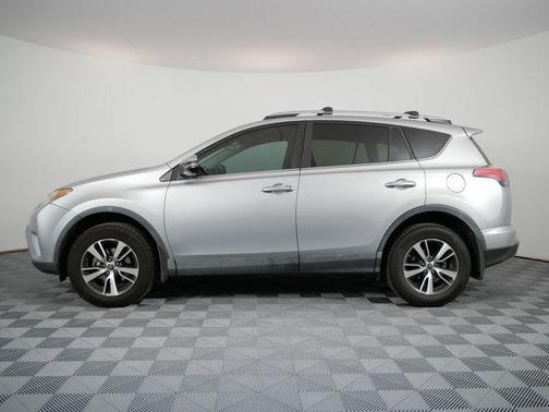 Silver Sky Metallic 2016 Toyota RAV4 XLE