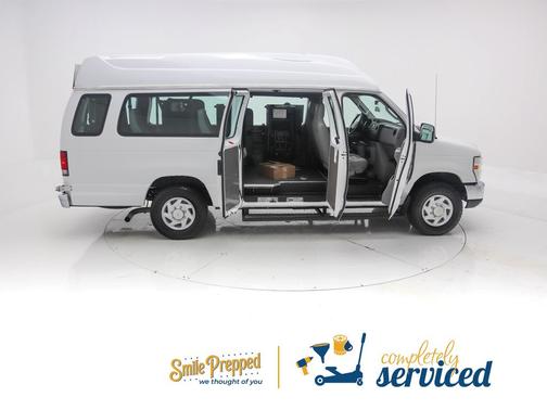 2014 Ford E350 Super Duty Recreational