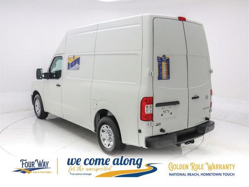 2021 Nissan NV Cargo NV3500 HD S V8