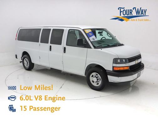 2017 Chevrolet Express 3500 LT